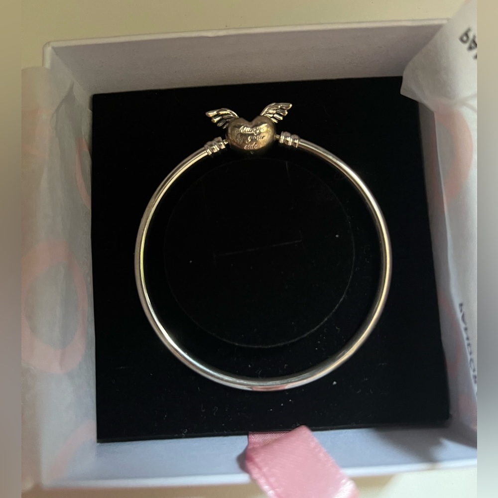Pandora NWOT Silver Winged Heart Bracelet